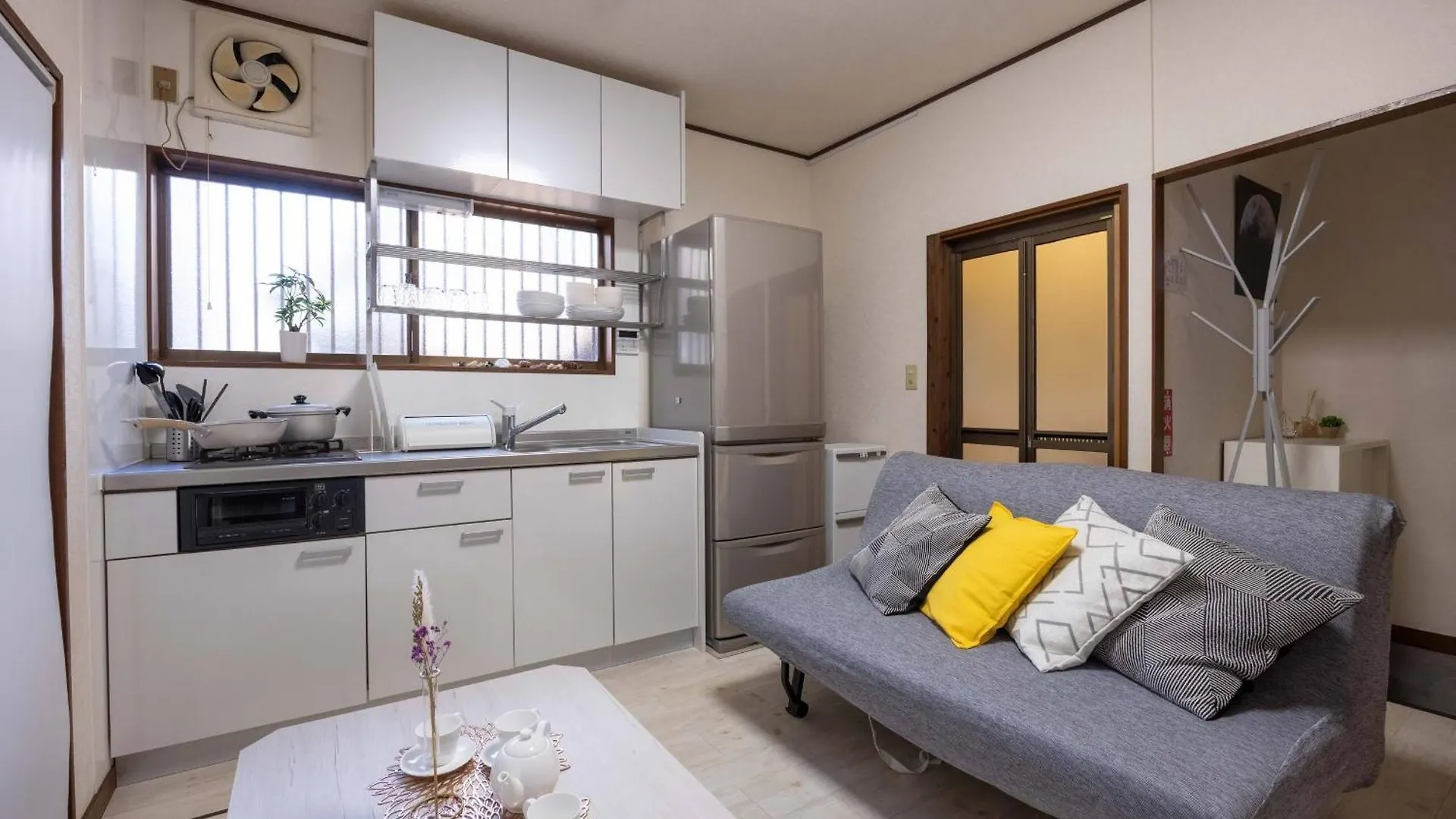 Mikazuki Aoto Mao1 Apartment Tokyo